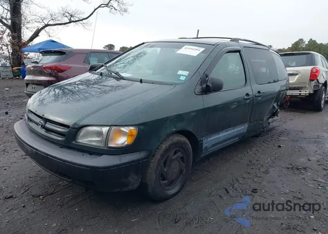 2000 Toyota Sienna Le z USA, uszkodzony, nr VIN 4T3ZF13C7YU288155